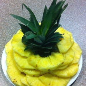 pineapple slices centerpiece